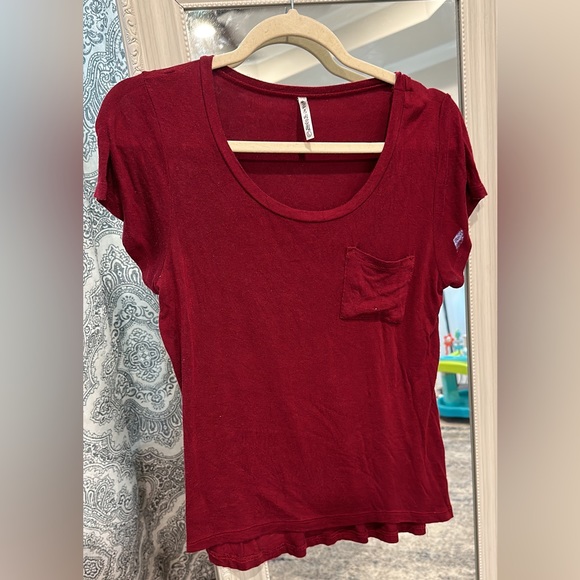 Casual tops - Picture 1 of 3